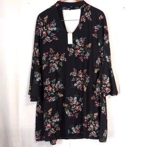 Francesca's Miami Serena Black Floral Dress Size Large New with Tags